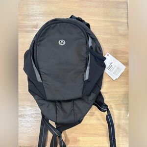 NWT Fast & Free lululemon backpack